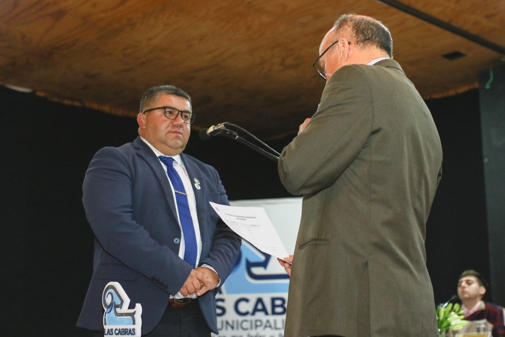 Fotografía 2 de 8: Ceremonia de Asunción del Alcalde y Nuevo Concejo Municipal