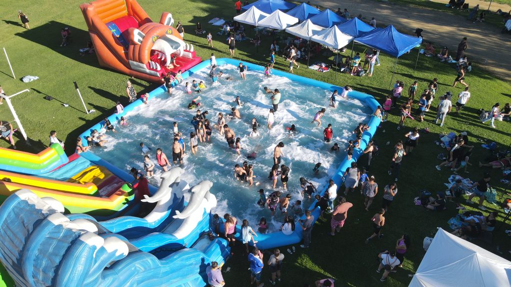 Fotografía 3 de 3: Las Cabras celebró el fin del Verano con un Parque Acuático Gratuito